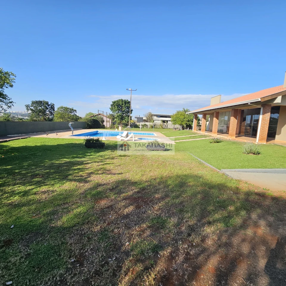 CASA À VENDA CONDOMINIO ESTÂNCIA BOM TEMPO