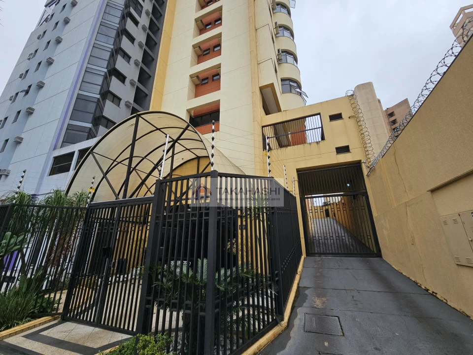 Apartamento Á Venda  - 01 QUARTO, SALA e COZINHA, SEM GARAGEM - CENTRO