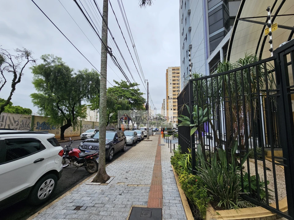 Apartamento Á Venda  - 01 QUARTO, SALA e COZINHA, SEM GARAGEM - CENTRO