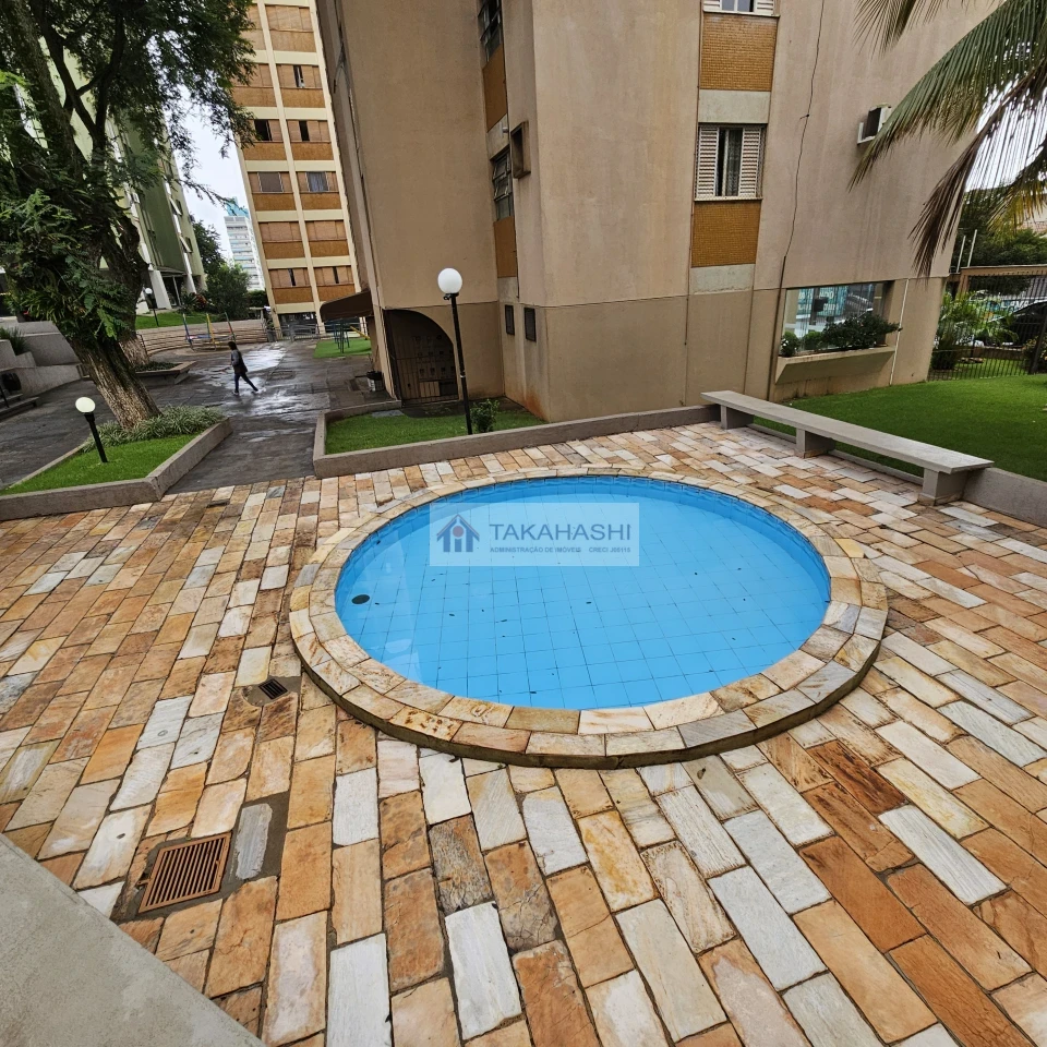 Apartamento  para alugar - 02 quartos, armários e garagem