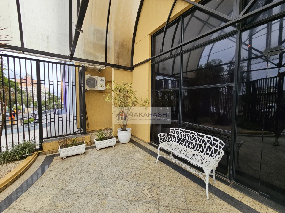 Apartamento Á Venda  - 01 QUARTO, SALA e COZINHA, SEM GARAGEM - CENTRO