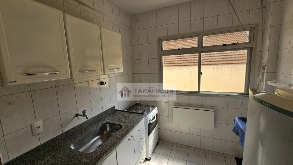 VENDA DE KITINETE CENTRAL  COM GARAGEM