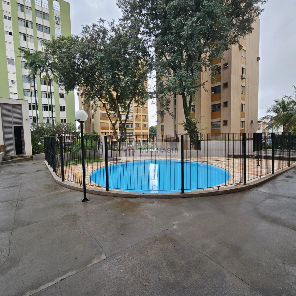 Apartamento  para alugar - 02 quartos, armários e garagem