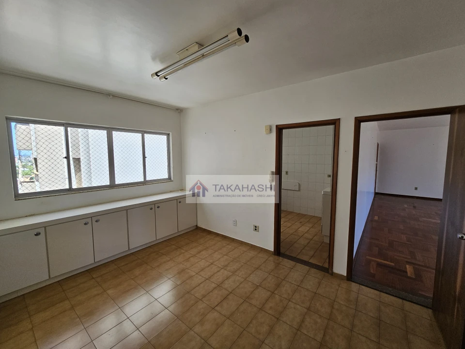Apartamento Á Venda Condominio  Edifcio Izaura Londrina