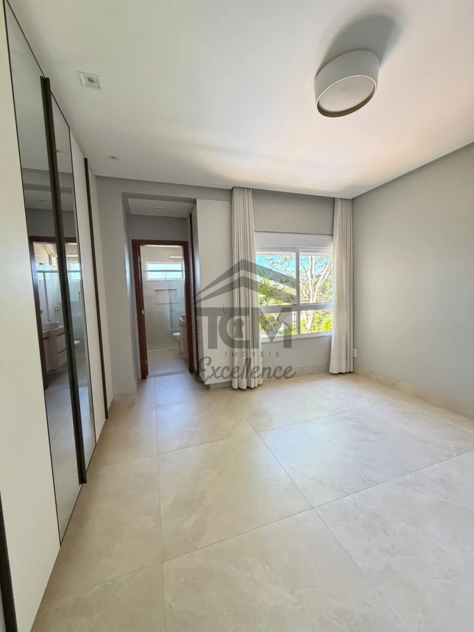 Imagens do imóveis CASA NO JARDINS VERONA
