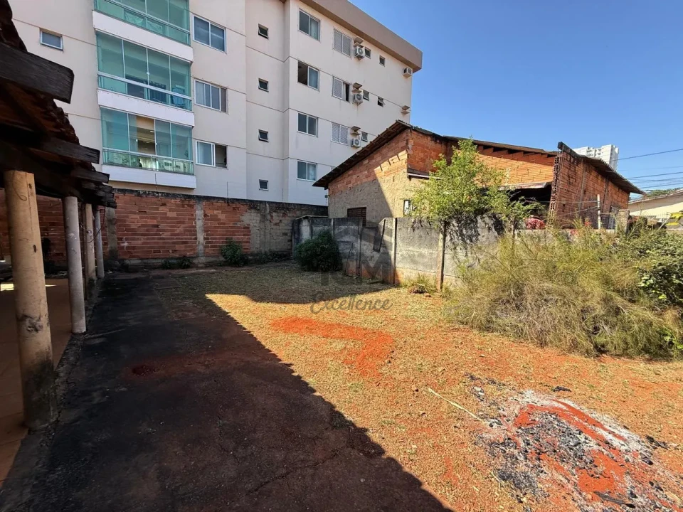 Imagens do imóveis 2 lotes com 1.000 metros e  3 casas no setor sudoeste