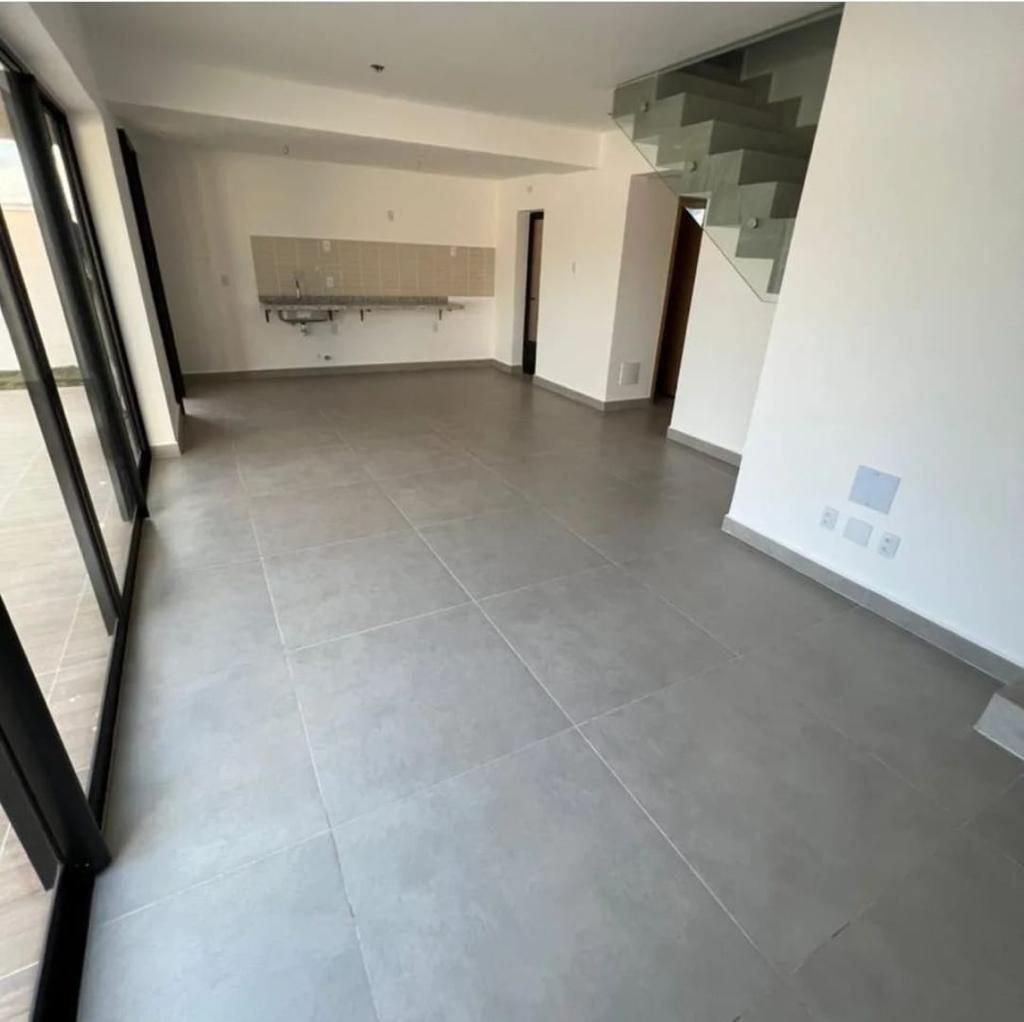 Sobrado à Venda no Condomínio Jardins Porto - R$ 1.100.000,00