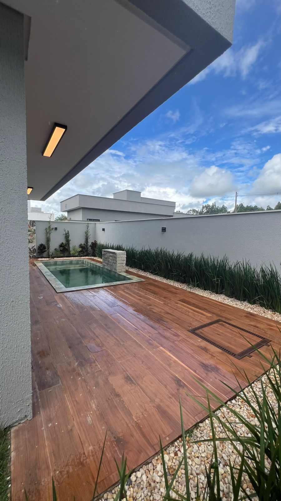 SOBRADO ALTO PADRÃO - CONDOMÍNIO TERRAS ALPHA 2