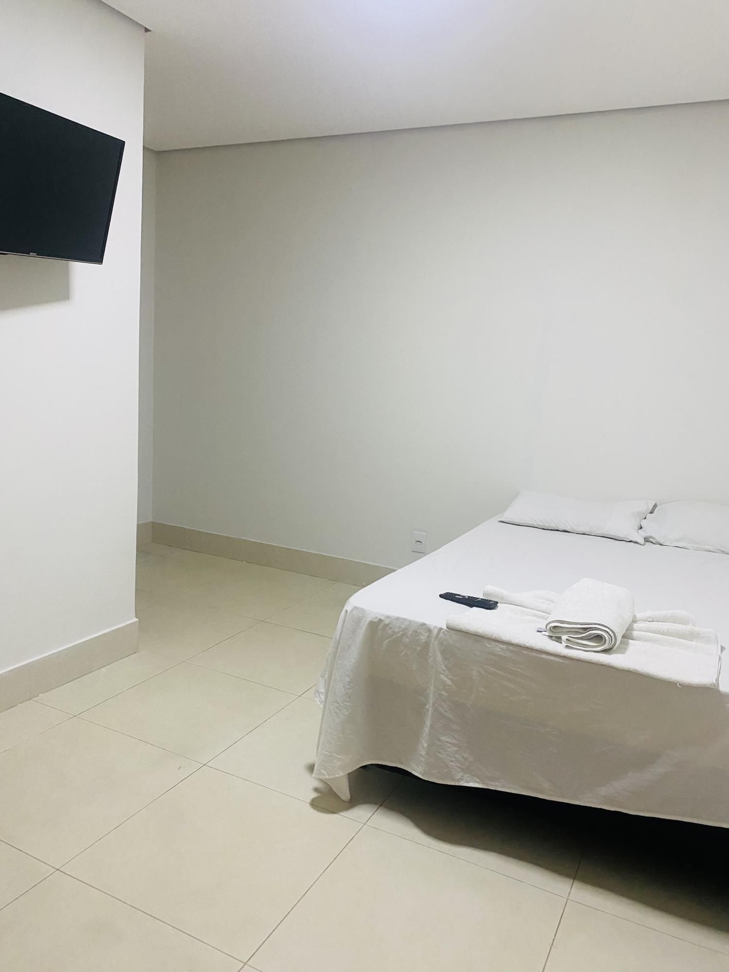 Prédio comercial à venda com vocação para hotelaria no Setor Norte Ferroviário.