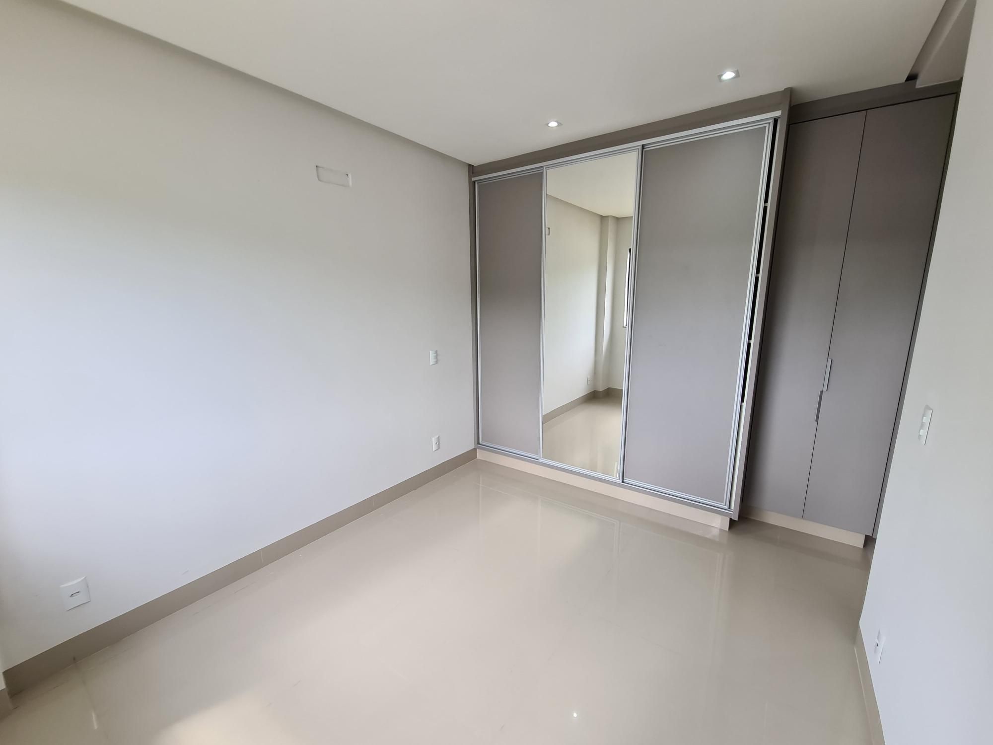 Casa com armários planejados no Setor Faiçalville