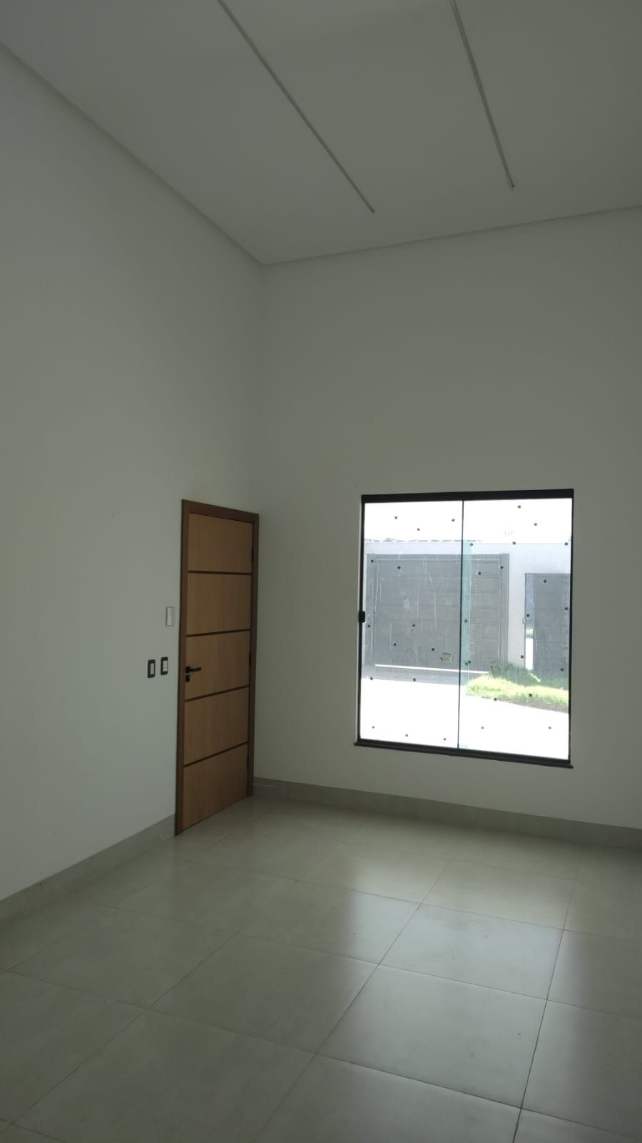 Casa 3 quartos sendo 1 suíte