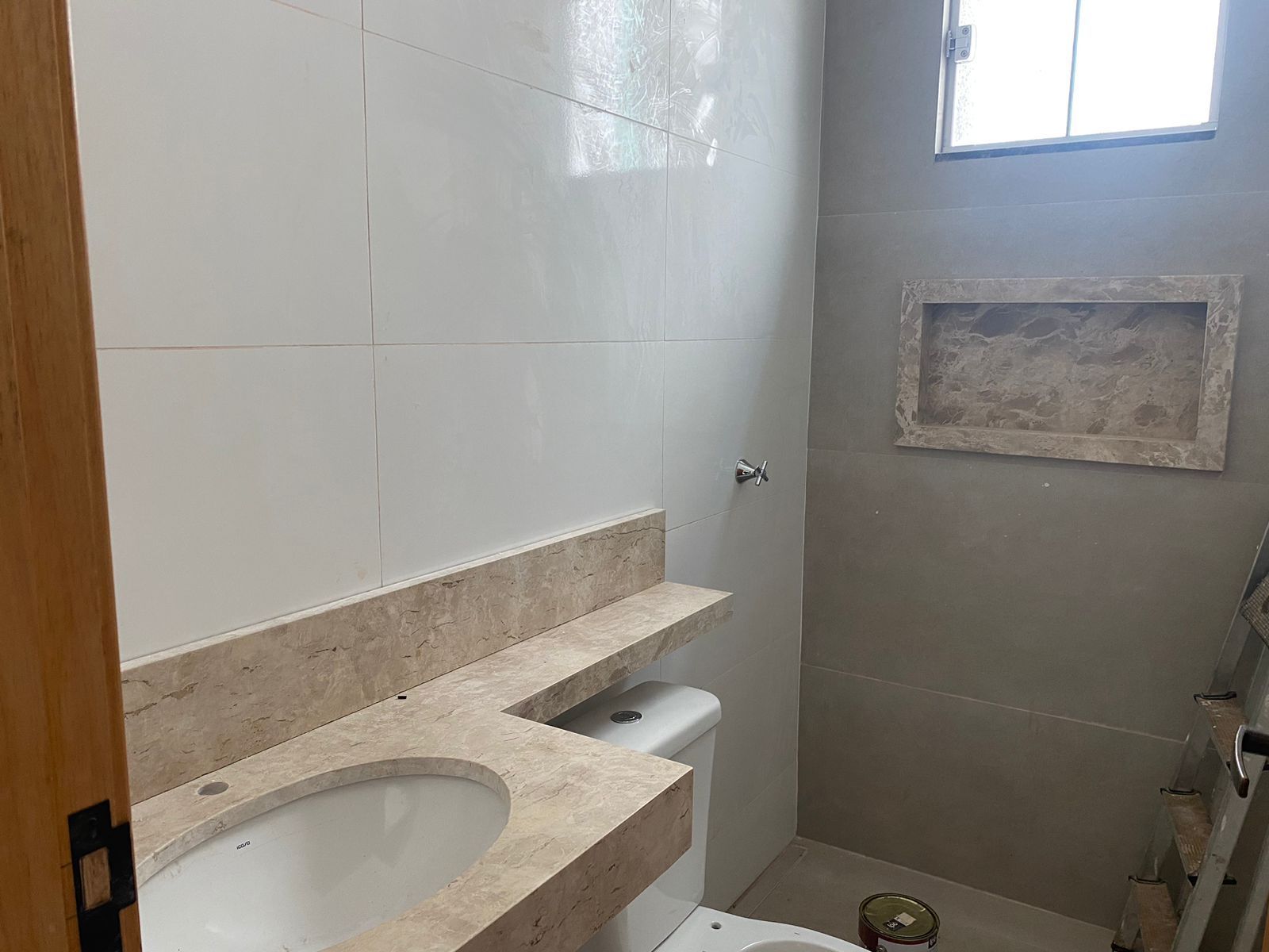 Casa 3 quartos sendo 1 suíte