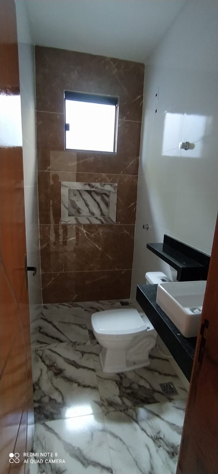 Casa 3 quartos sendo 1 suíte