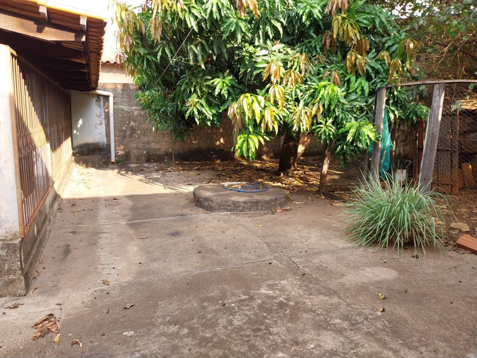 Casa bem localizada no Papillon Park