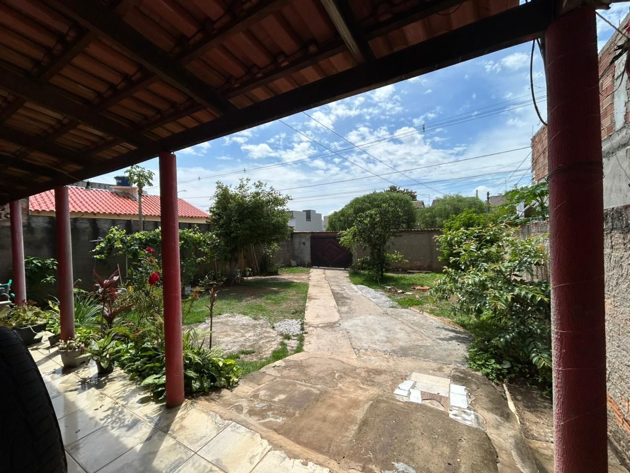 Casa 2 quartos com suite Jardim Itaipu