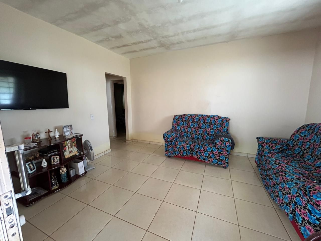 Casa 2 quartos com suite Jardim Itaipu