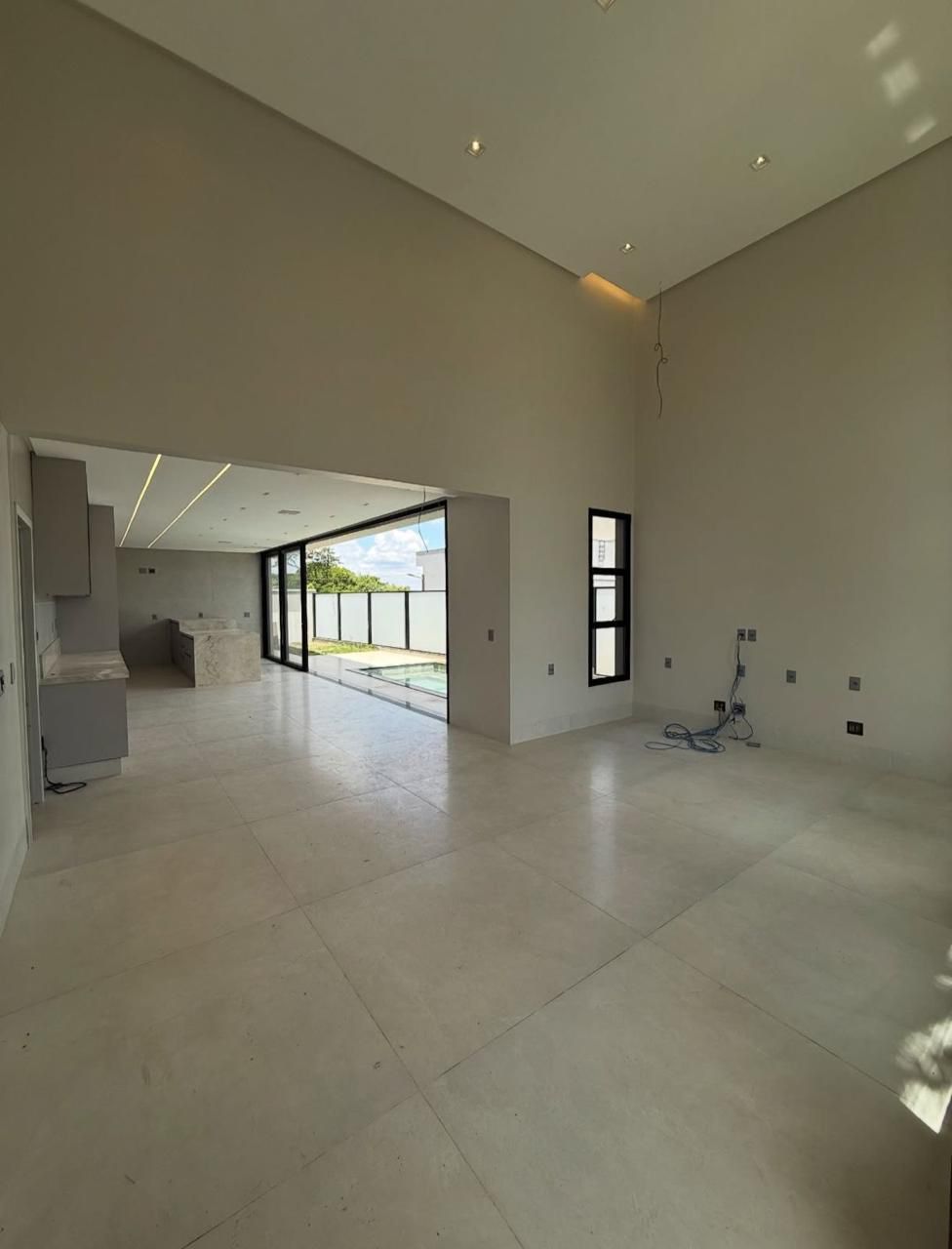 Casa 3q 3 suites condominio Sevilha