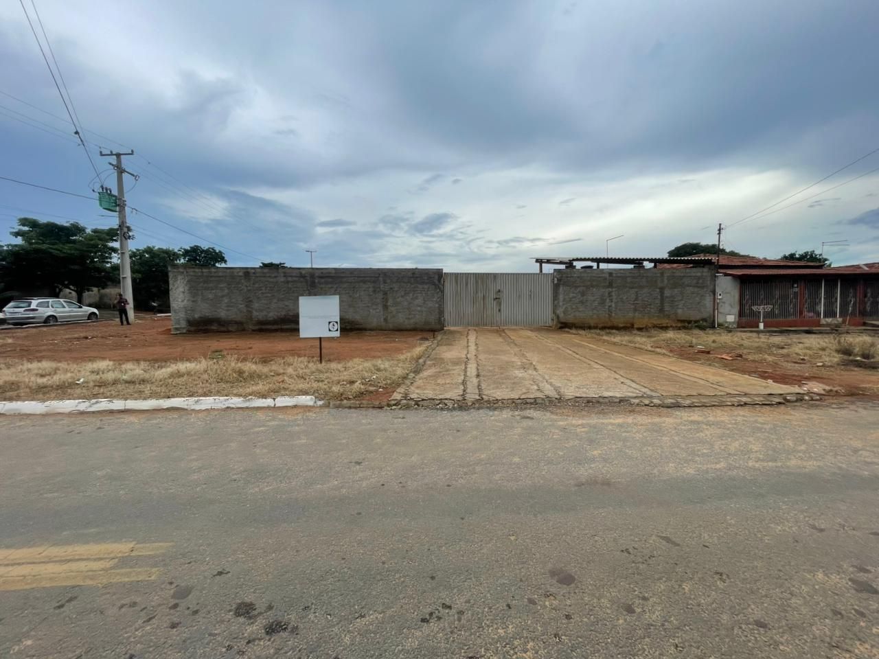LOTES DE ESQUINA