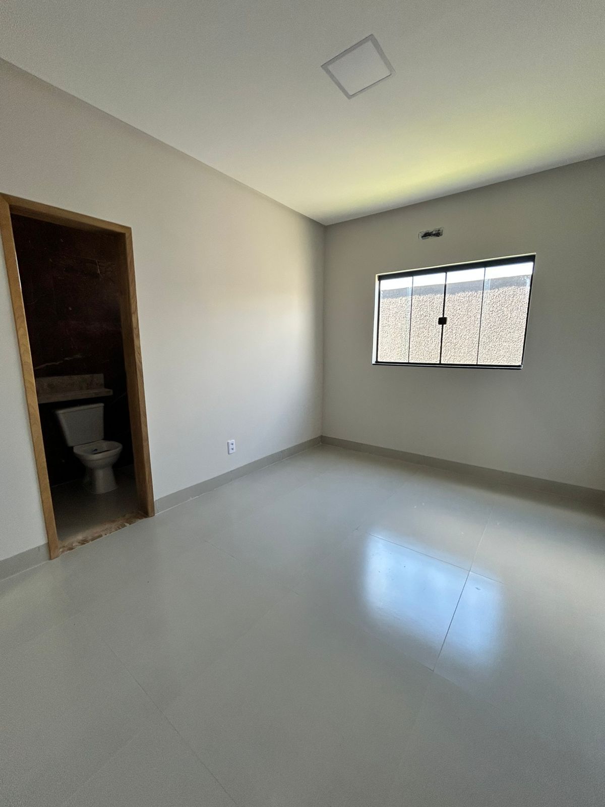 Casa 3 quartos no Setor Aeroporto Sul
