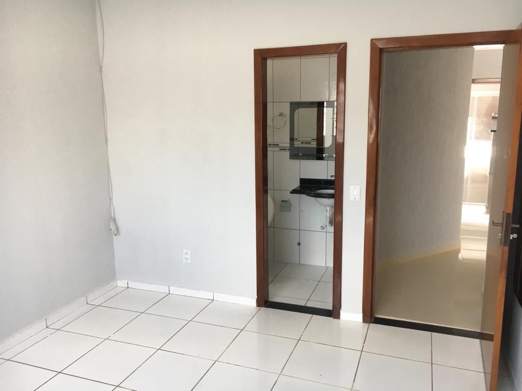 Casa com 4 quartos e 2 suite Residencial Canada