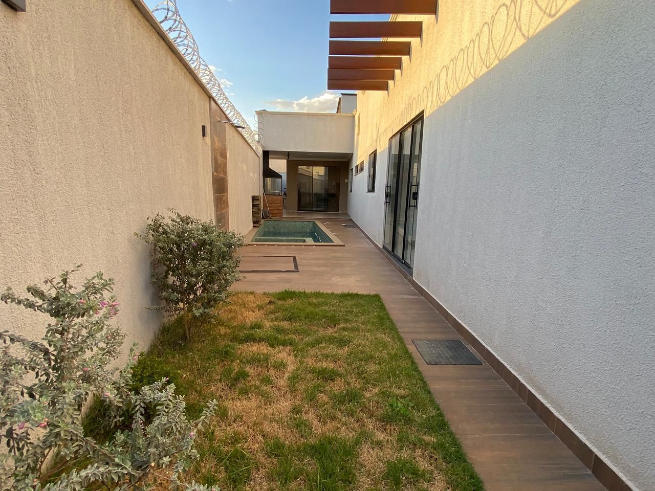Casa 3 suites plenas Setor Faiçalville