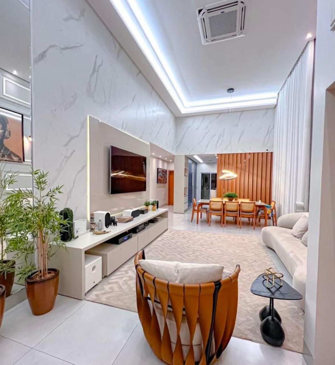 VENDO CASA TÉRREA - JARDINS NÁPOLES TERRENO DE 390M2