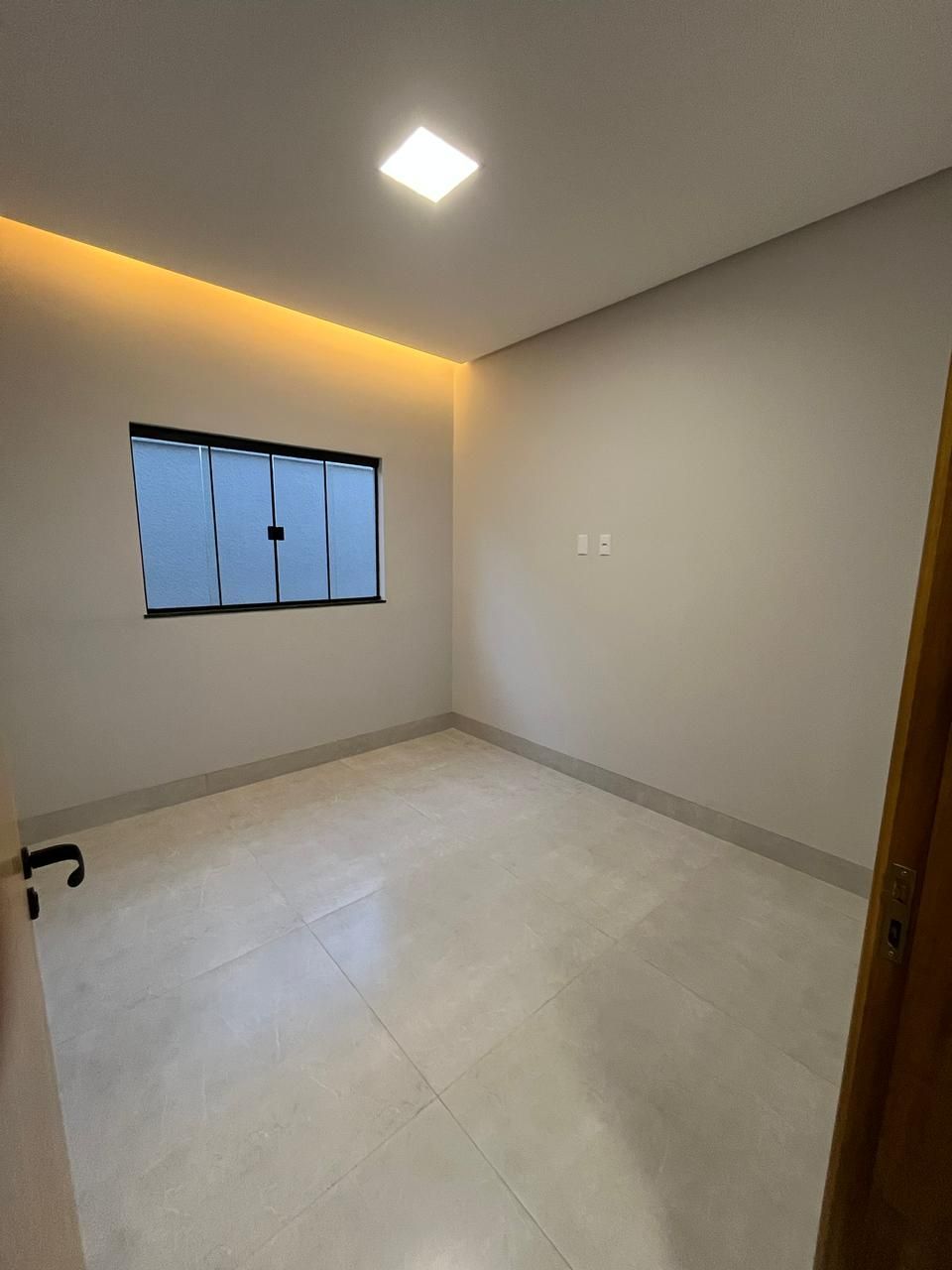 CASA DISPONÍVEL NO BAIRRO JARDIM BOA ESPERANÇA APARECIDA DE GOIÂNIA