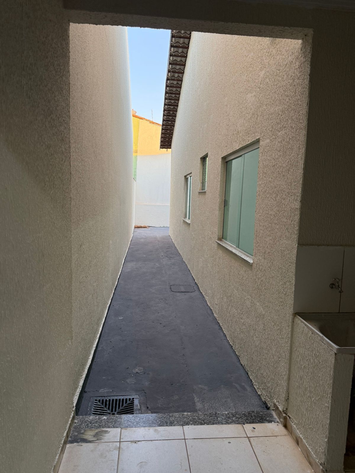 Casa 3 quartos - Jd. Itaipu