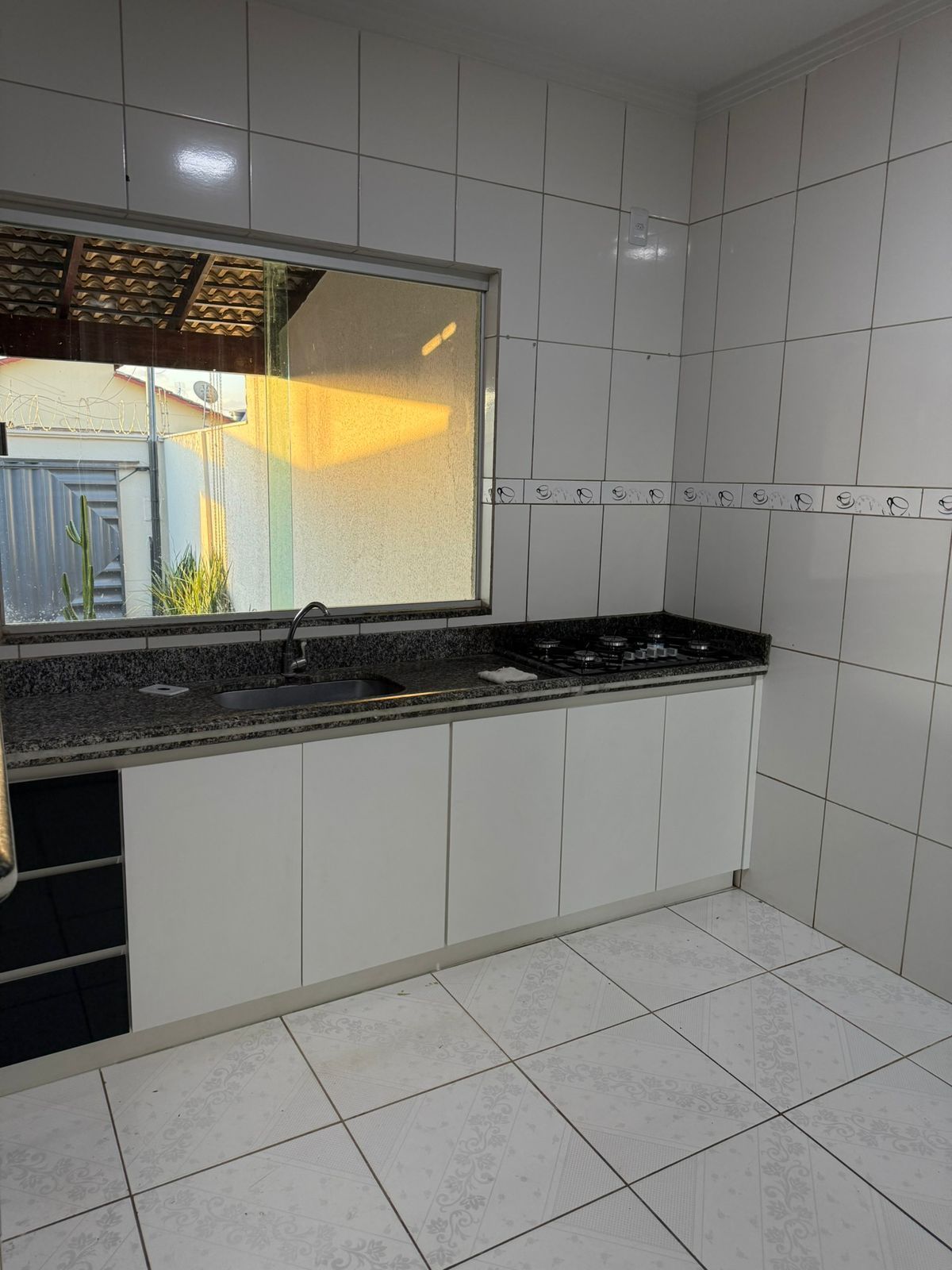 Casa 3 quartos - Jd. Itaipu