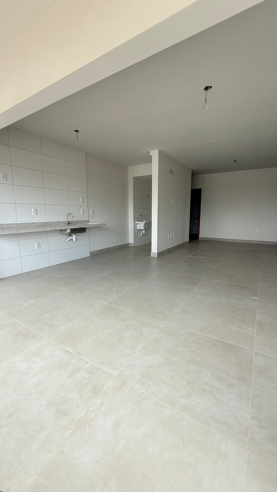 RESIDENCIAL LAGO AREIÃO