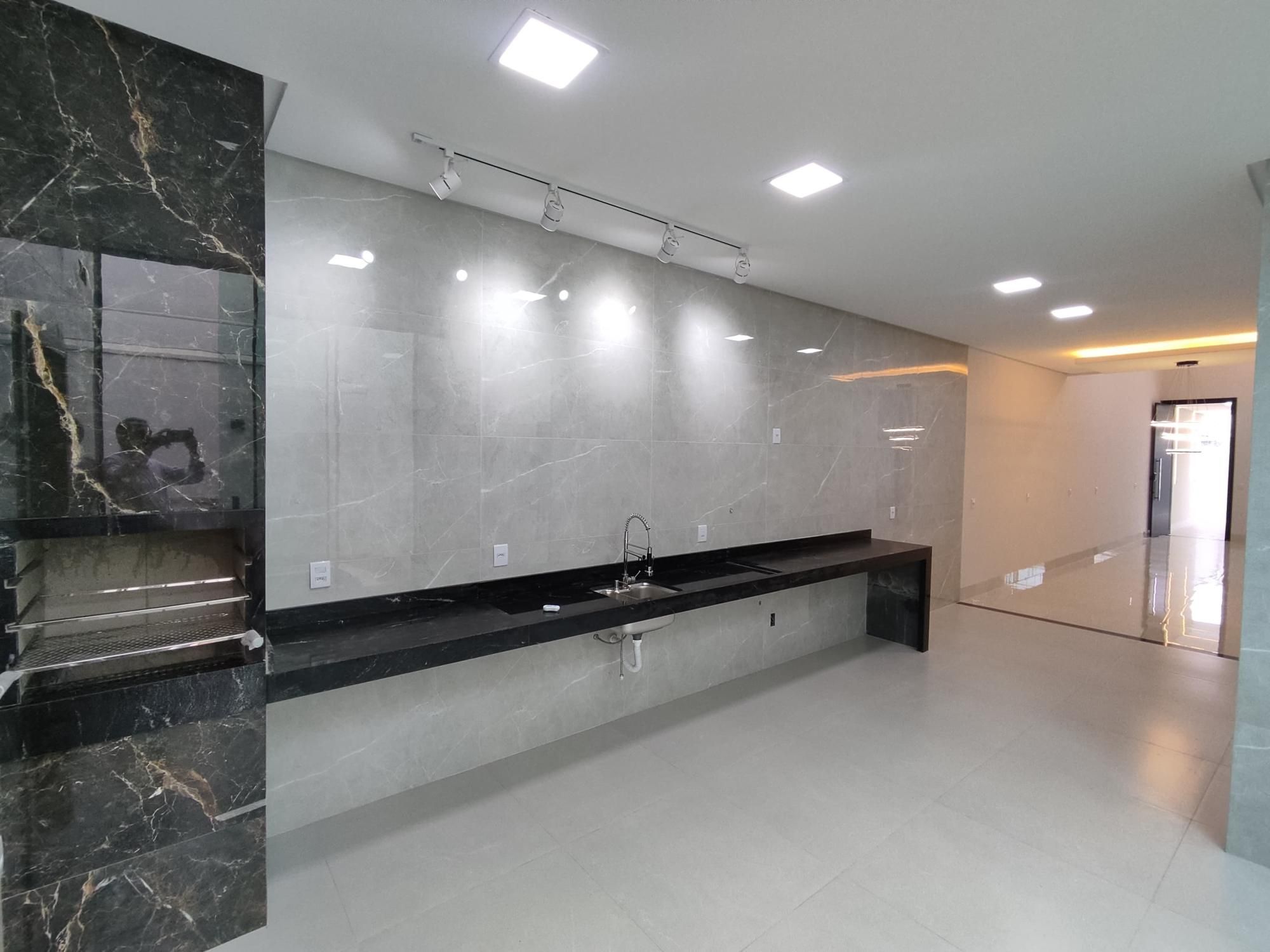 Casa 3 suites com piscina Setor Jardim Atlantico