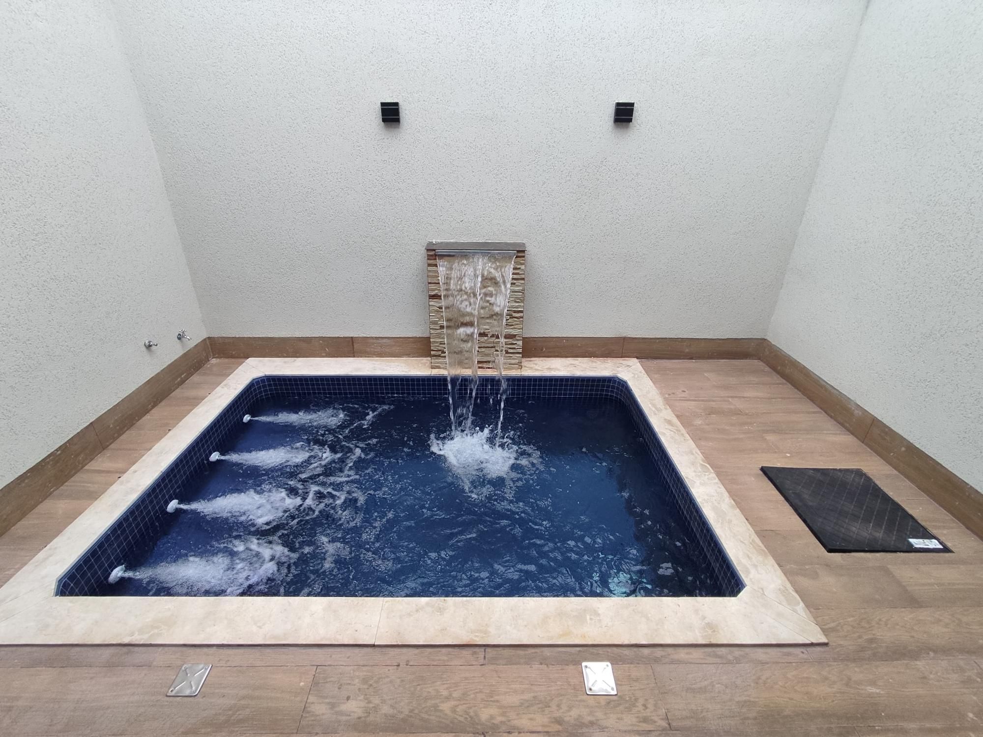 Casa 3 suites com piscina Setor Jardim Atlantico