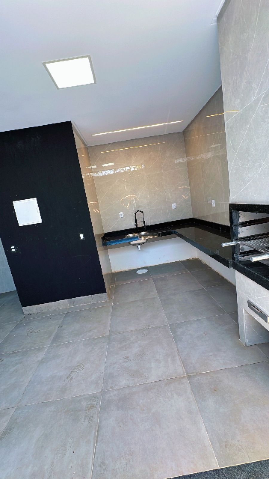 casa 3 quartos com piscina Setor Jardim Atlantico