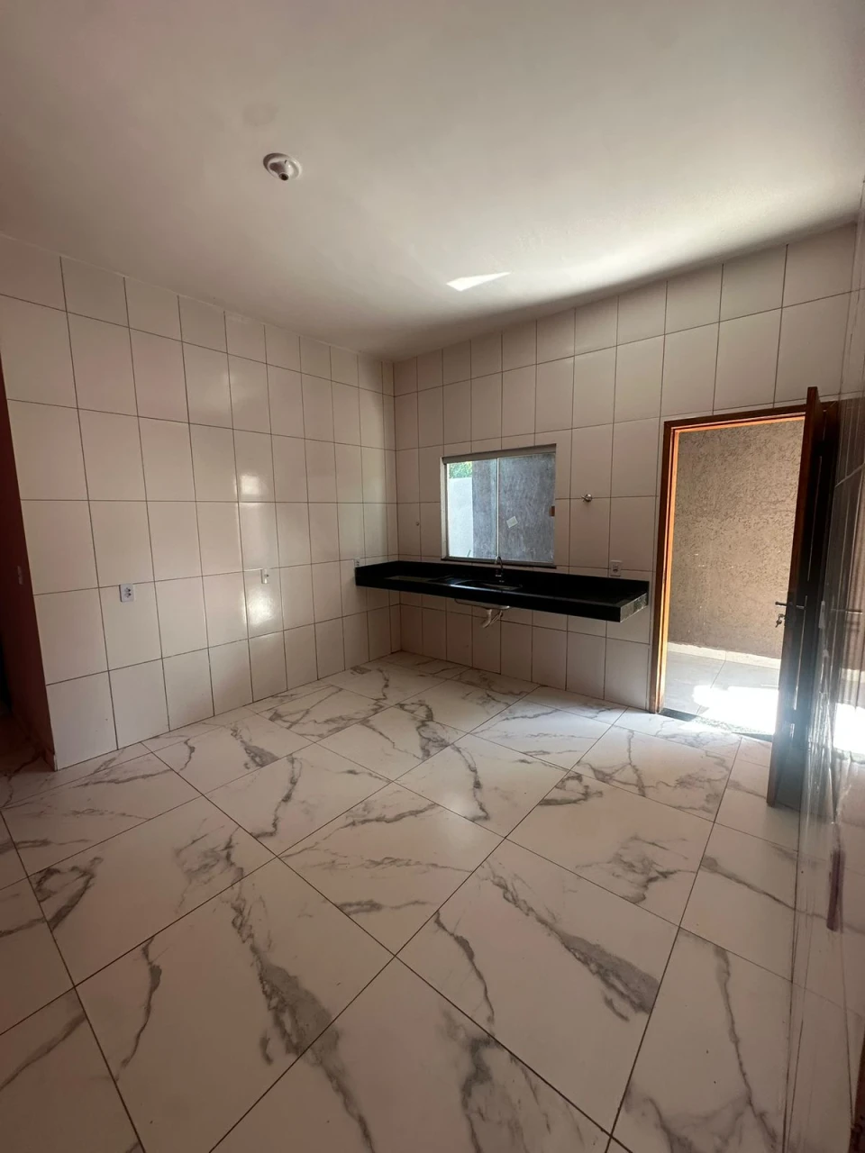 Imagens do imóveis Casa Para Alugar Santo Hilário Expansão Goiânia