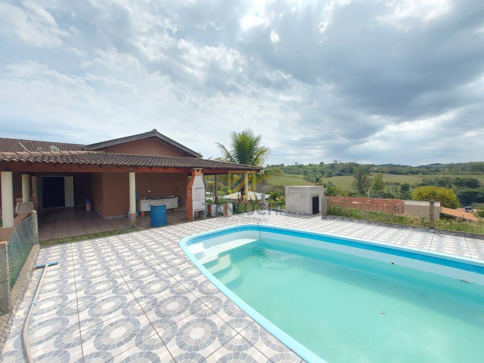 Imagens do imóveis Chácara na Coroados - Lazer, Suítes e Piscina