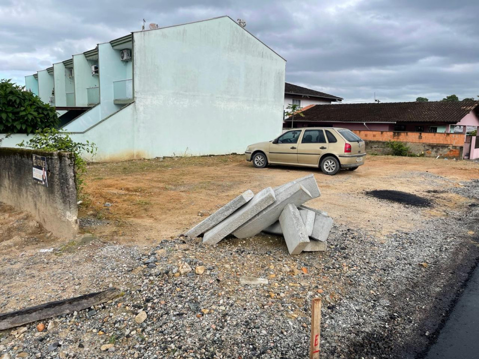 Imagens do imóveis Terreno de esquina - Bairro Canela