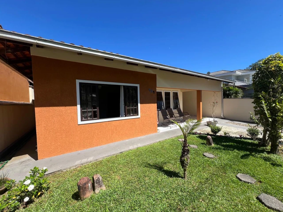 Imagens do imóveis Casa à venda em Pirabeiraba (Joinville)