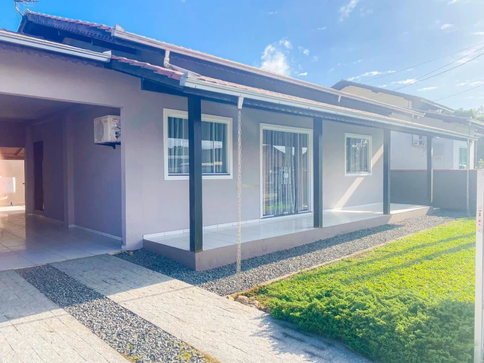 Imagens do imóveis Casa à venda no bairro Vila Nova – Joinville