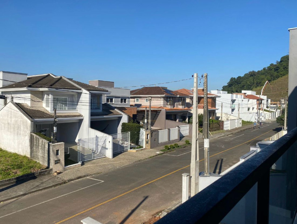 Imagens do imóveis Geminados de alto padrão a 500 m do Garten Shopping e da Univille