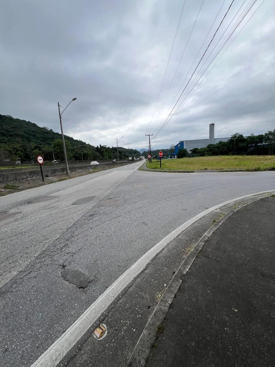 Imagens do imóveis Terreno Industrial Estratégico à Venda na BR-101