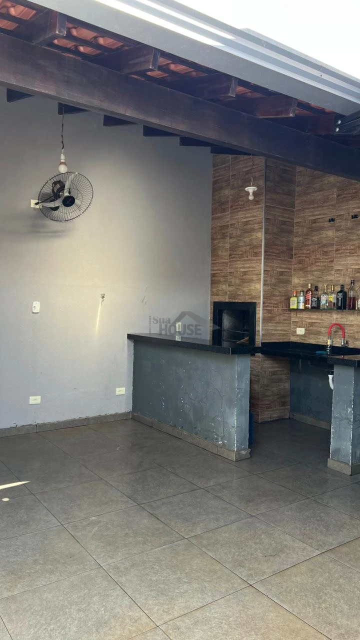 CASA À VENDA MODERNA COM SUÍTE E ÁREA GOURMET – BAIRRO COLUMBIA