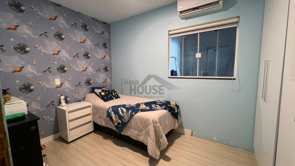 CASA À VENDA MODERNA COM SUÍTE E ÁREA GOURMET – BAIRRO COLUMBIA