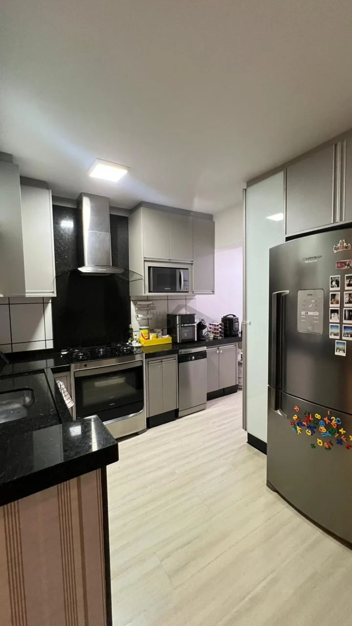 CASA À VENDA MODERNA COM SUÍTE E ÁREA GOURMET – BAIRRO COLUMBIA