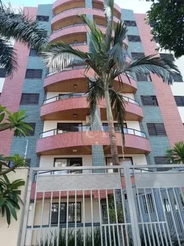 Imagens do imóveis Apartamento à venda com 3 quartos com suíte e sacada  próximo ao Parque do Ingá em Maringá!