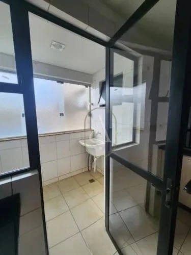 Imagens do imóveis Apartamento à venda com 3 quartos com suíte e sacada  próximo ao Parque do Ingá em Maringá!