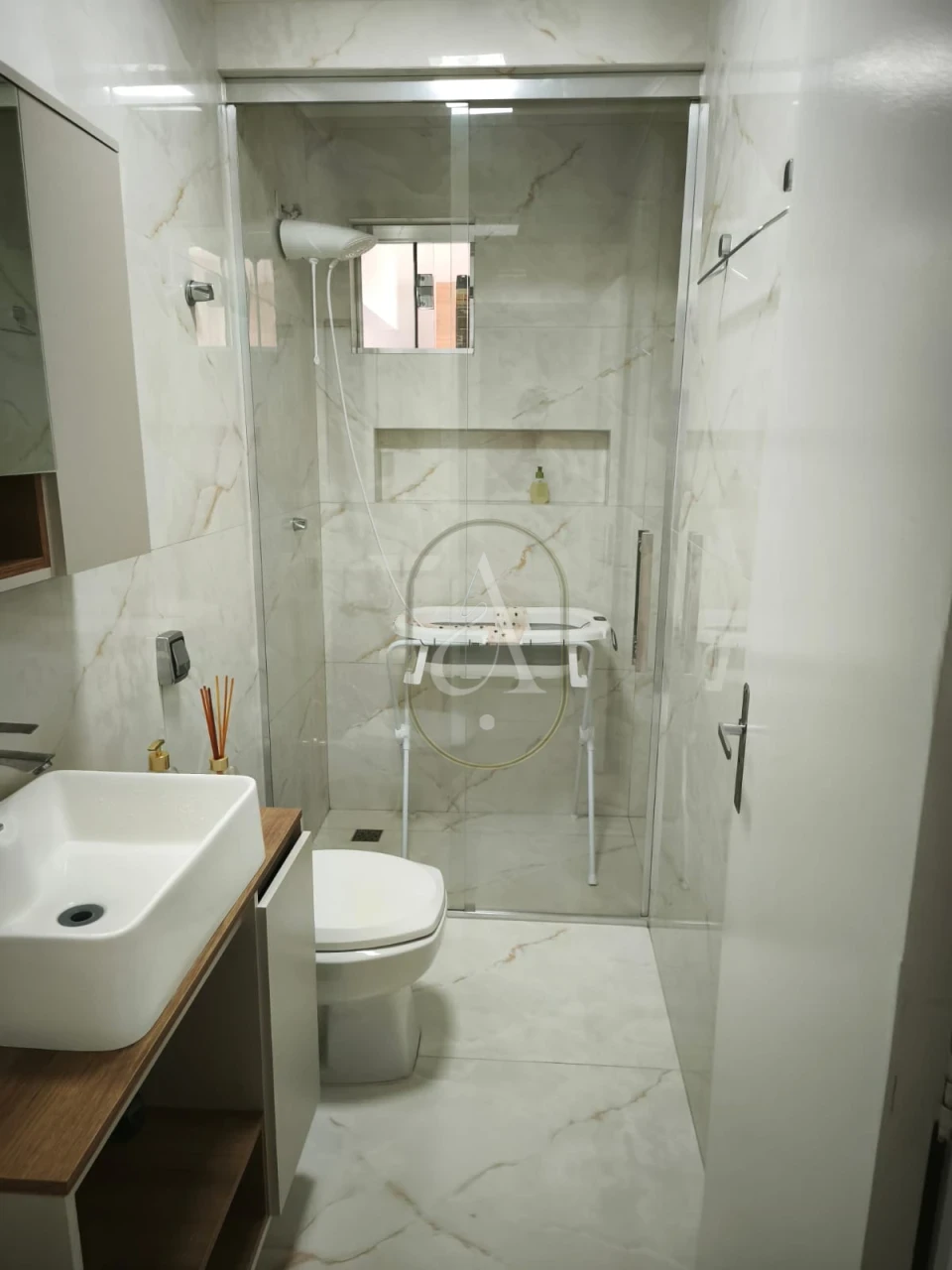 Imagens do imóveis Apartamento à Venda na Zona 07 sendo 3 quartos com suíte próximo ao Condor e UEM!!