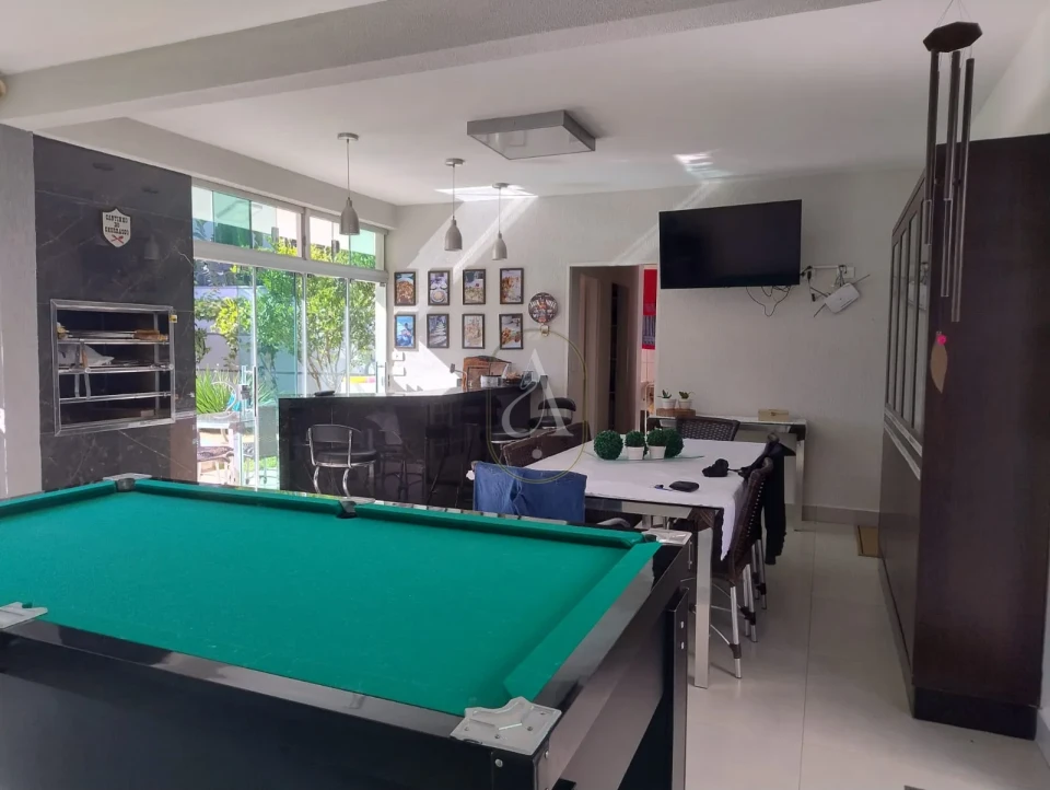 Imagens do imóveis Casa à venda na Vila Marumby em Maringá Próximo ao Supermufatto da Av. Cerro Azul!