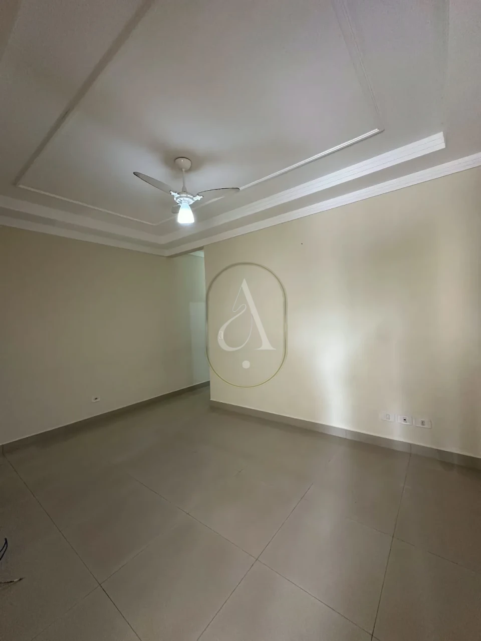 Imagens do imóveis Casa à venda com 3 quartos, sendo 2 suítes no Jardim Monte Rei em Maringá!