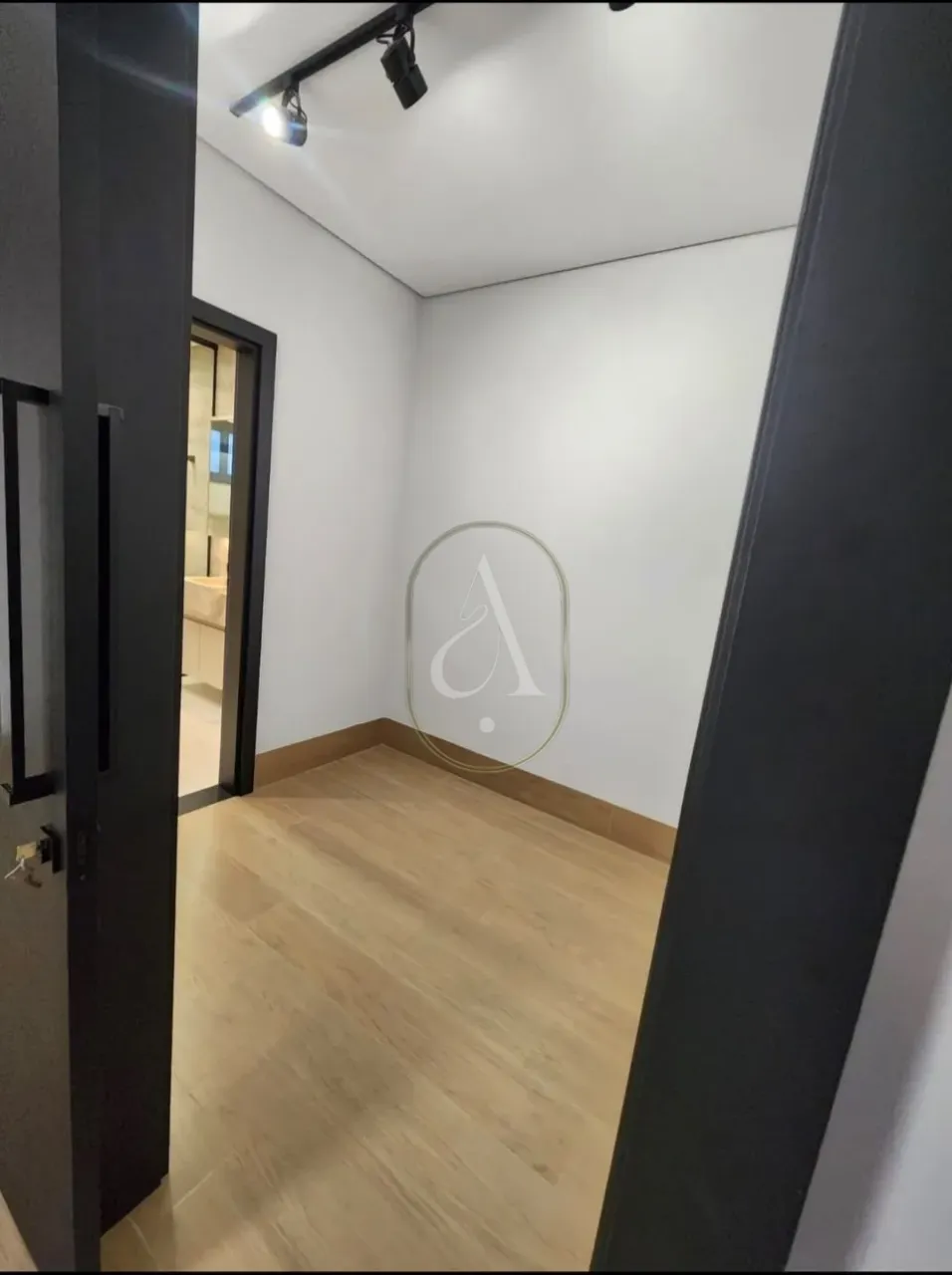 Imagens do imóveis Casa à Venda Semimobiliada de Alto Padrão  com 3 suítes, Piscina e Espaço Gourmet no Jardim Fregadolli!