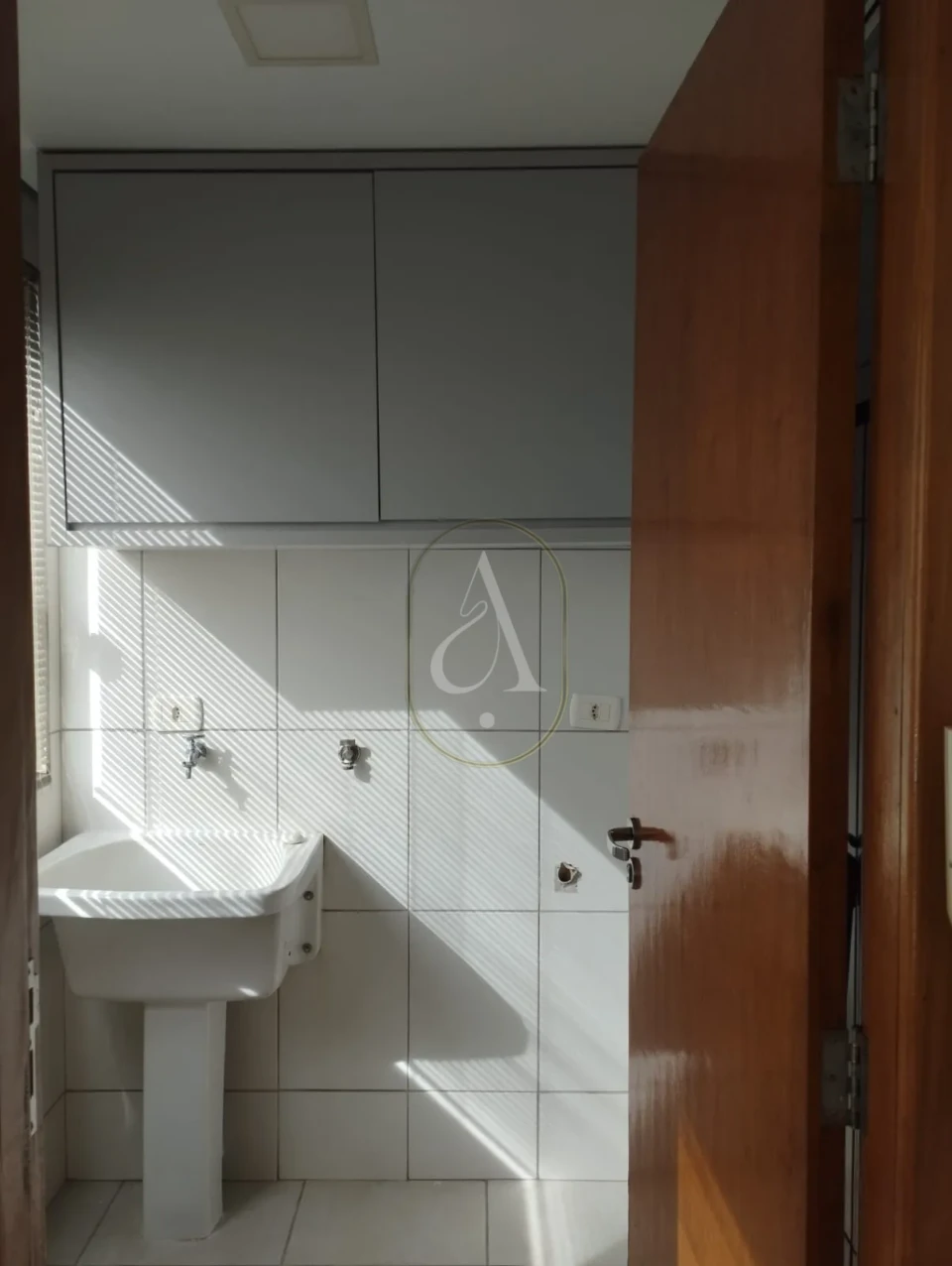 Imagens do imóveis Apartamento a venda no Condomínio D'angelis Semimobiliado!